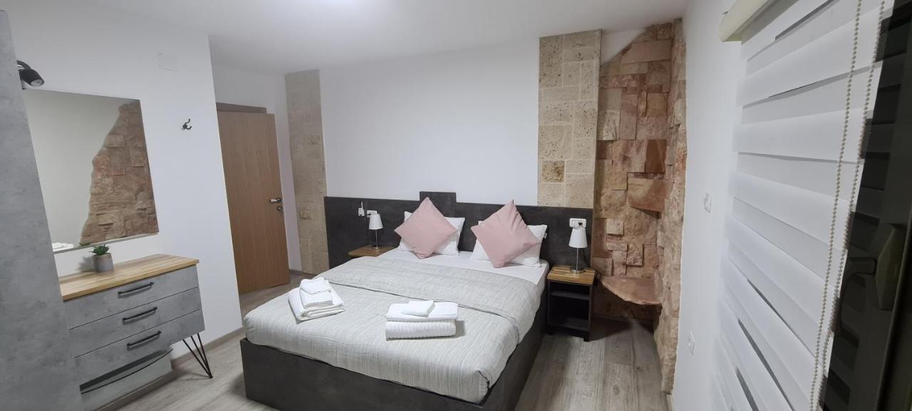 Maria'S Guesthouse - Uphill View Of Nazareth F المظهر الخارجي الصورة