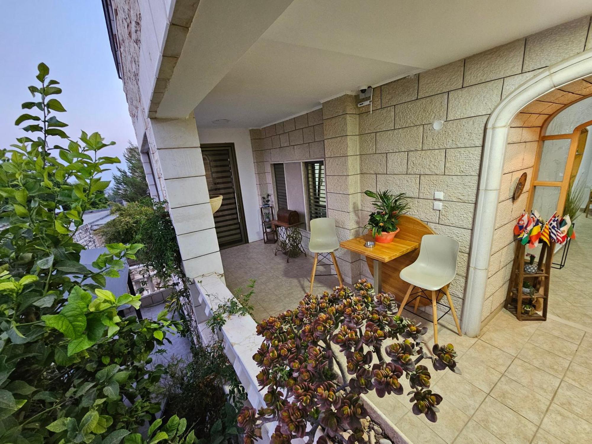 Maria'S Guesthouse - Uphill View Of Nazareth F المظهر الخارجي الصورة